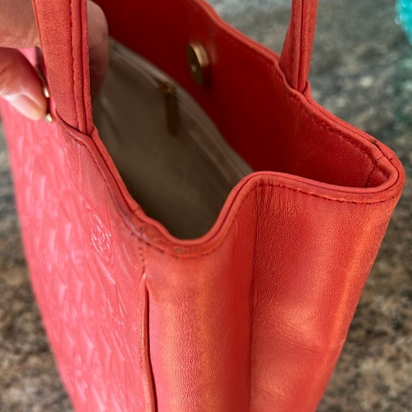 Chanel Lucky Charm Limited Edition Lambskin Tote - Picture 16 of 17